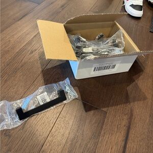 U Turn collection by Atlas Homewares -‎ 11 pieces New